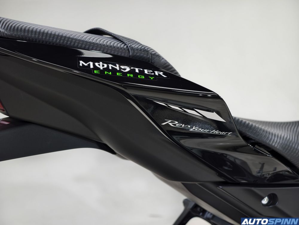 Yamaha R15M 2026