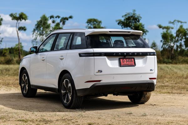 JAECOO 5 EV 2025 ด้านท้าย