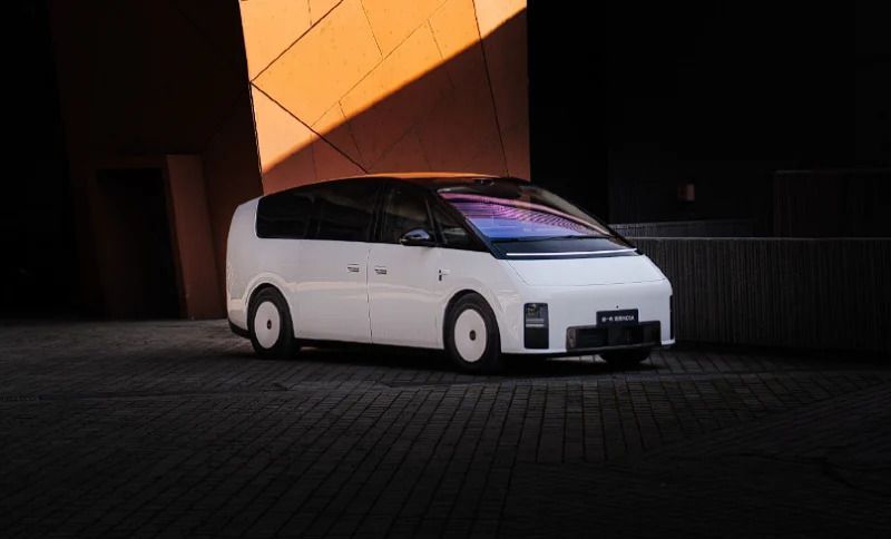 Li Auto MEGA