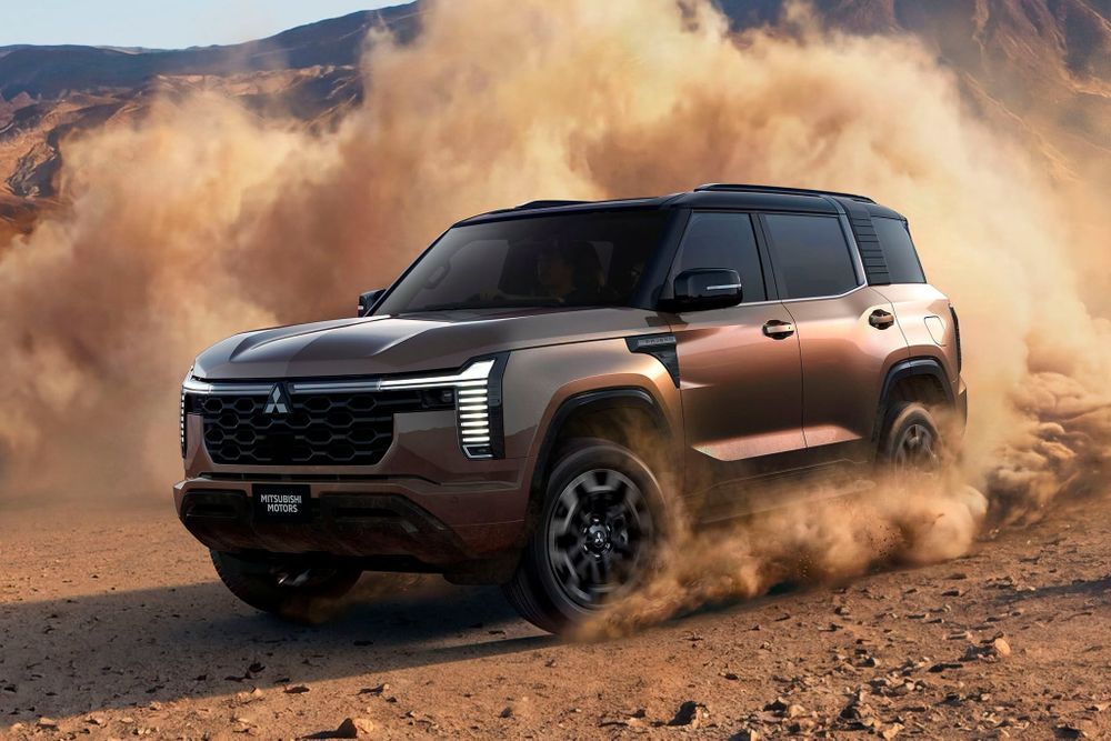Mitsubishi PAJERO 2026