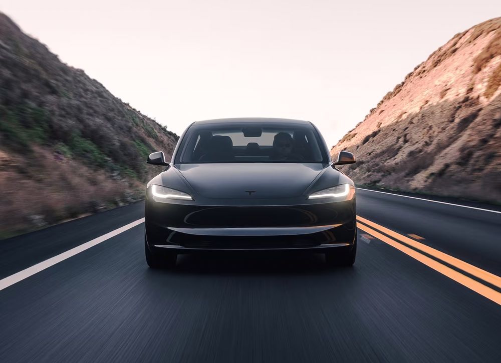 Tesla Model 3 Standard Gray