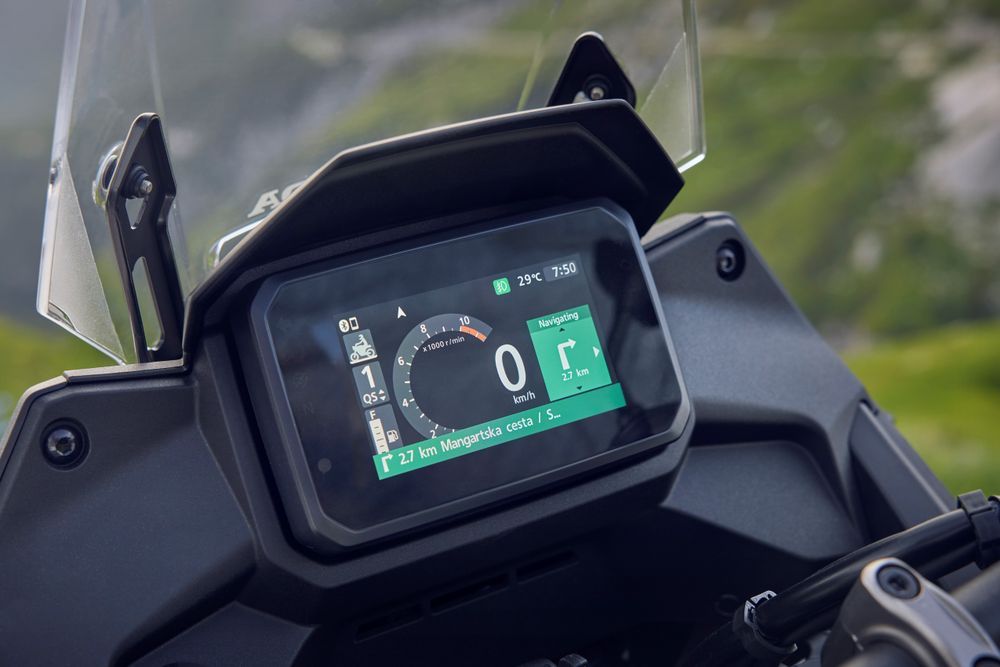 Honda XL750 Transalp 2025 TFT Screen