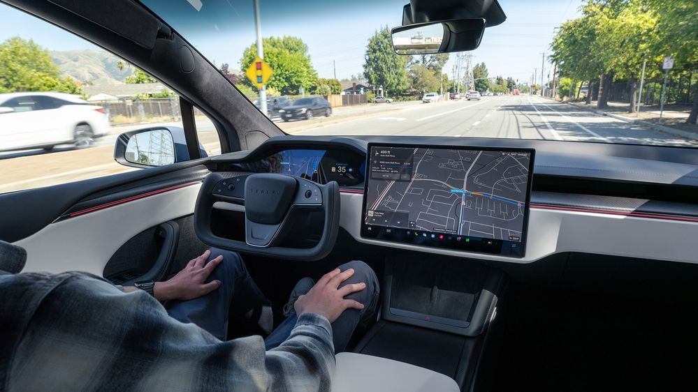 Tesla Model X 2025 Autopilot