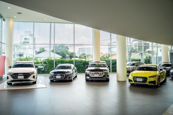 Audi ยกทัพรถผู้บริหารป้ายแดงไมล์หลักร้อย ลดสูงสุดกว่า 3 ล้านบาท 4 วันเท่านั้น 2025