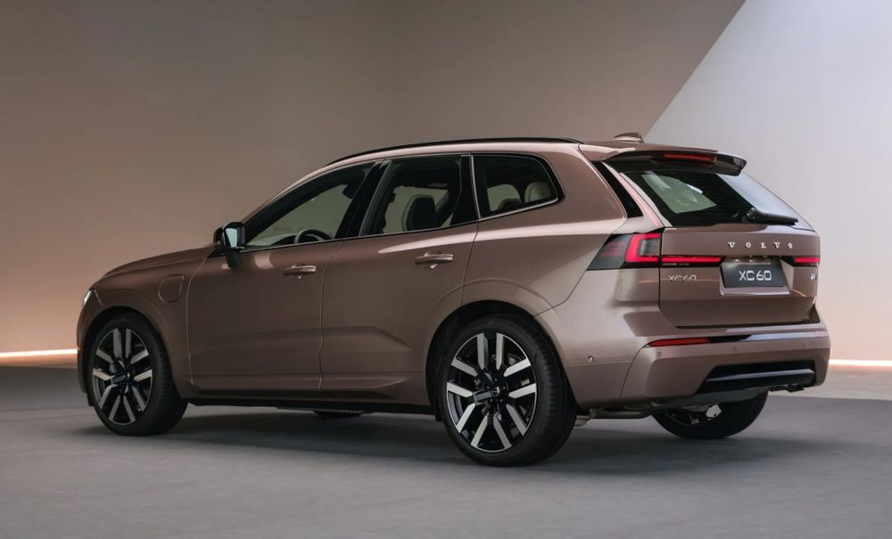 Volvo XC60 Facelift 2026 (ดีไซน์ด้านข้าง)