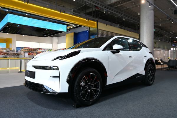 The New ZEEKR X Standard