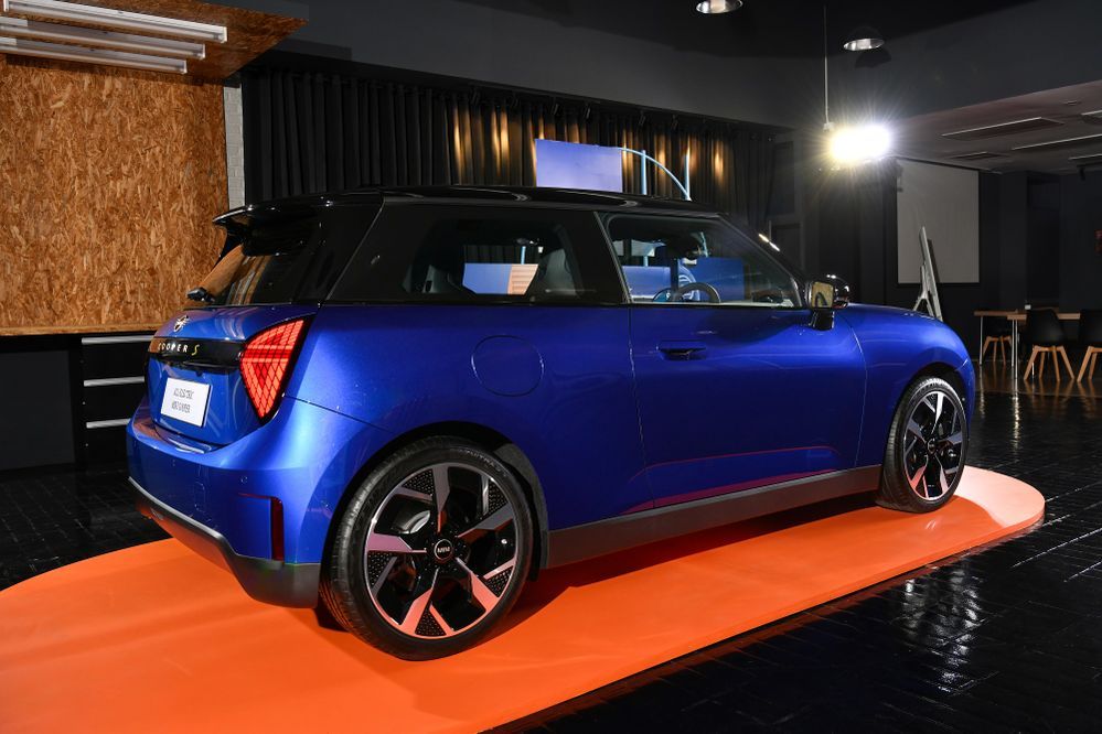 New MINI Cooper SE 2024