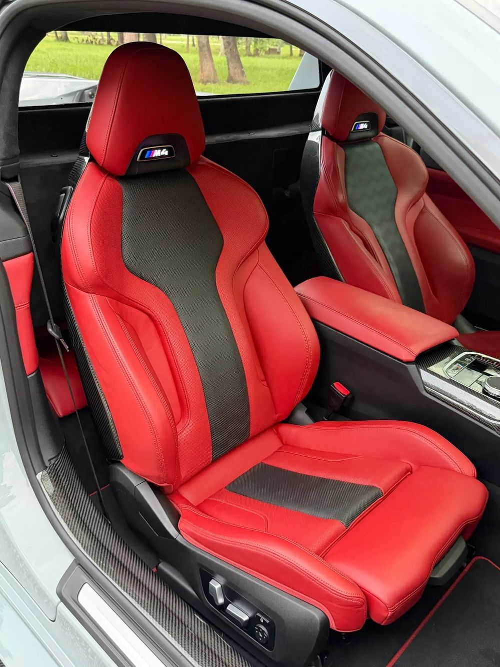 BMW M4 Competition DinMann (เบาะโดยสาร)
