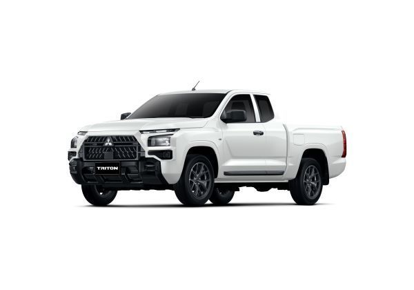 Mitsubishi Triton Street 2026 (เมกะ แค็บ ตัวเตี้ย) ด้านข้าง