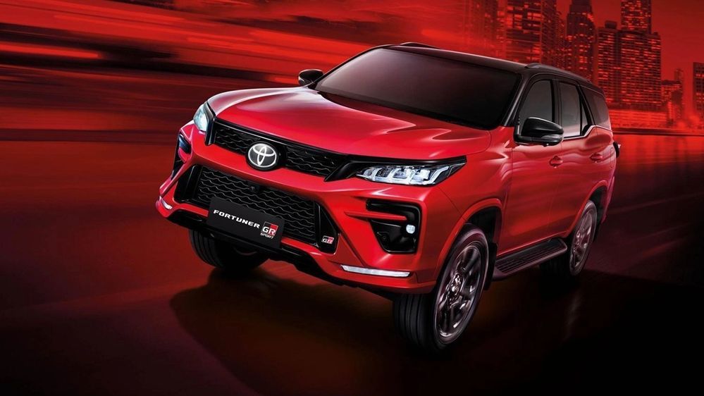 Toyota Fortuner GR Sport Black Top สเปก