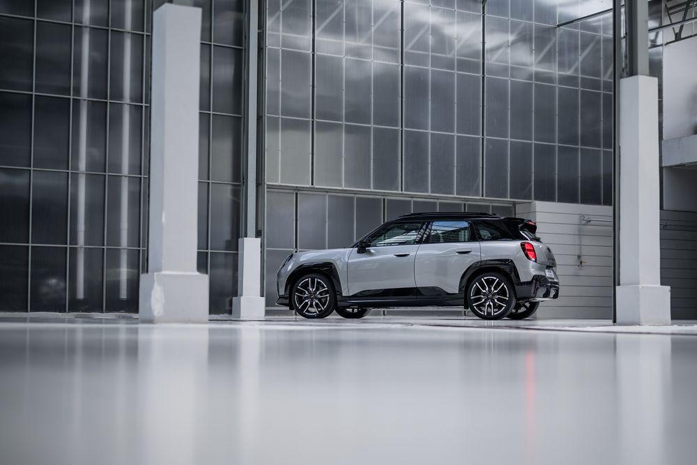 Mini Aceman SE JCW Collection