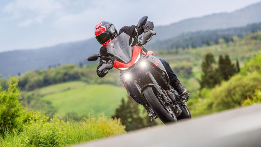 2025 Yamaha TRACER 7