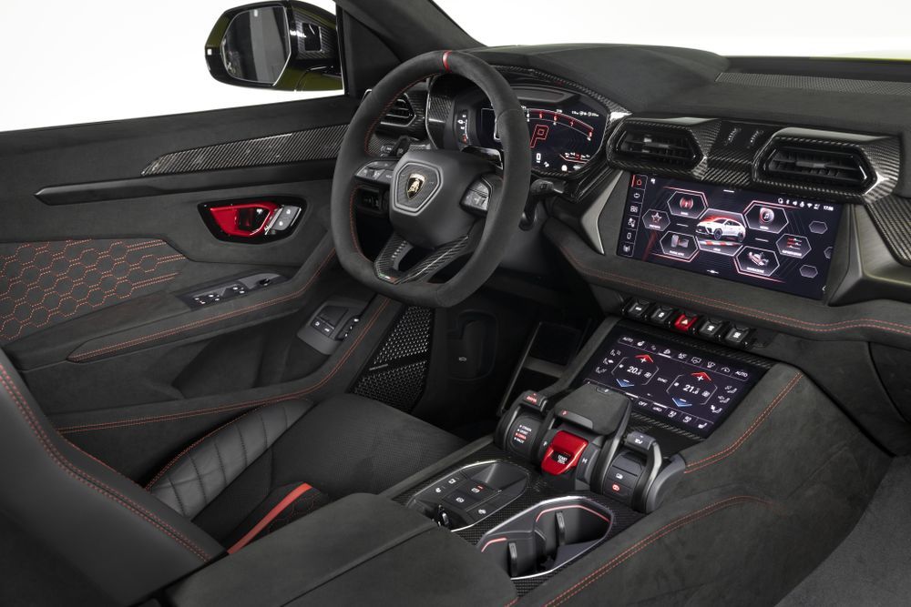 Lamborghini Urus SE Performante