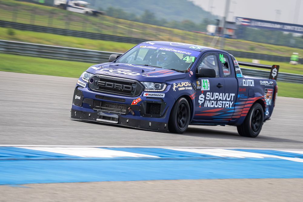 Ford - Hot Laps