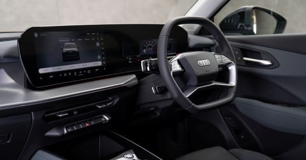 The all-new Audi Q3 SUV และ Sportback 2