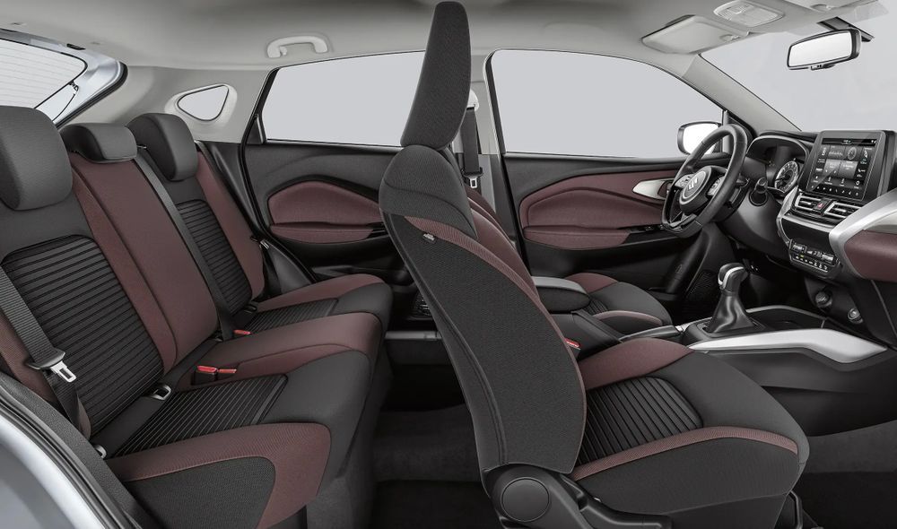 Suzuki Fronx ภายใน เบาะหนังเทียม