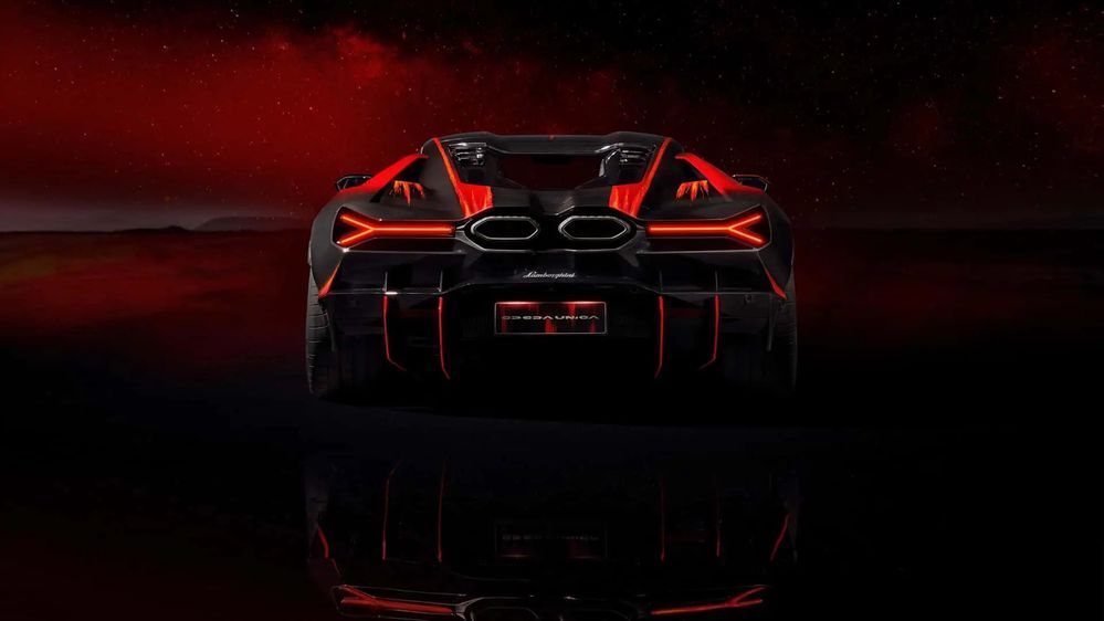 Lamborghini Revuelto Opera Unica ภายนอก