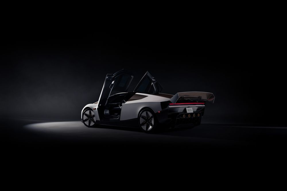 Tesla Roadster 2026