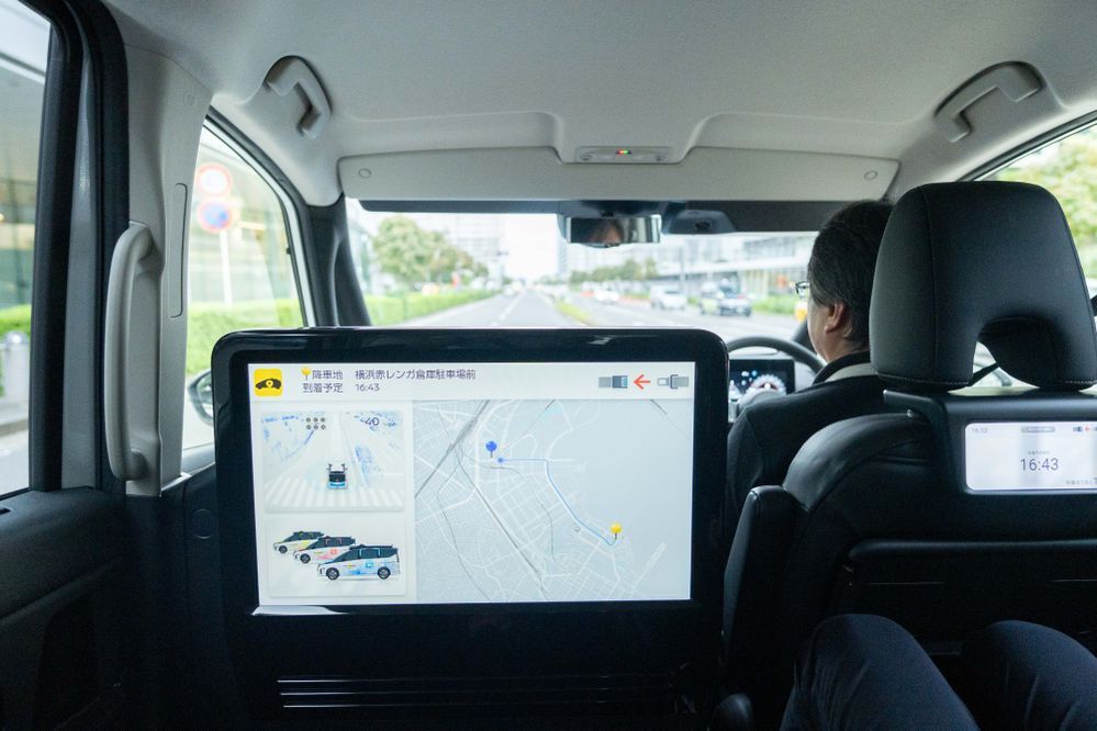 Nissan Serena ไร้คนขับ (3)
