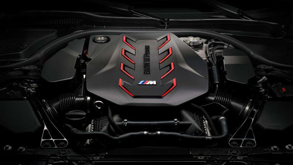 เครื่องยนต์  BMW M5