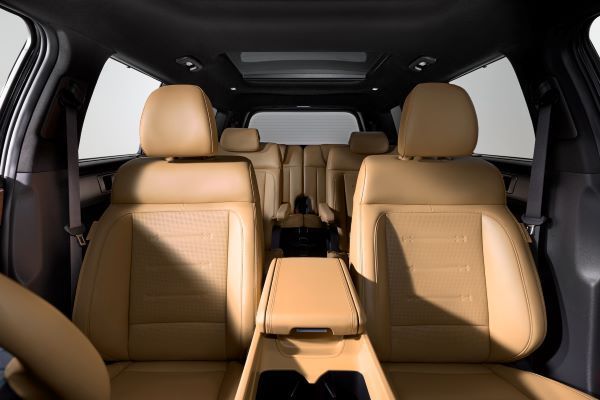 Hyundai all-new SANTA FE Hybrid with HTRAC All Wheel Drive 2026 เบาะโดยสาร