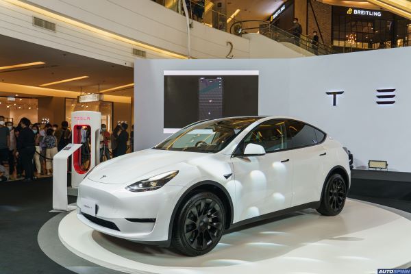 รถยนต์ไฟฟ้า 2023 Tesla Model Y