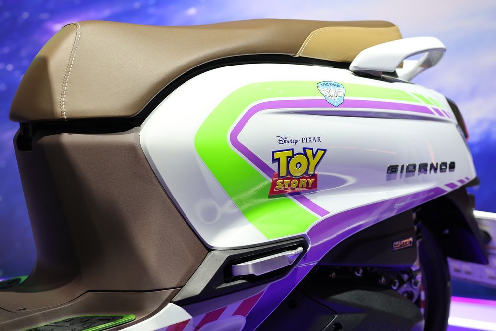 Honda GIORNO+ Buzz Lightyear