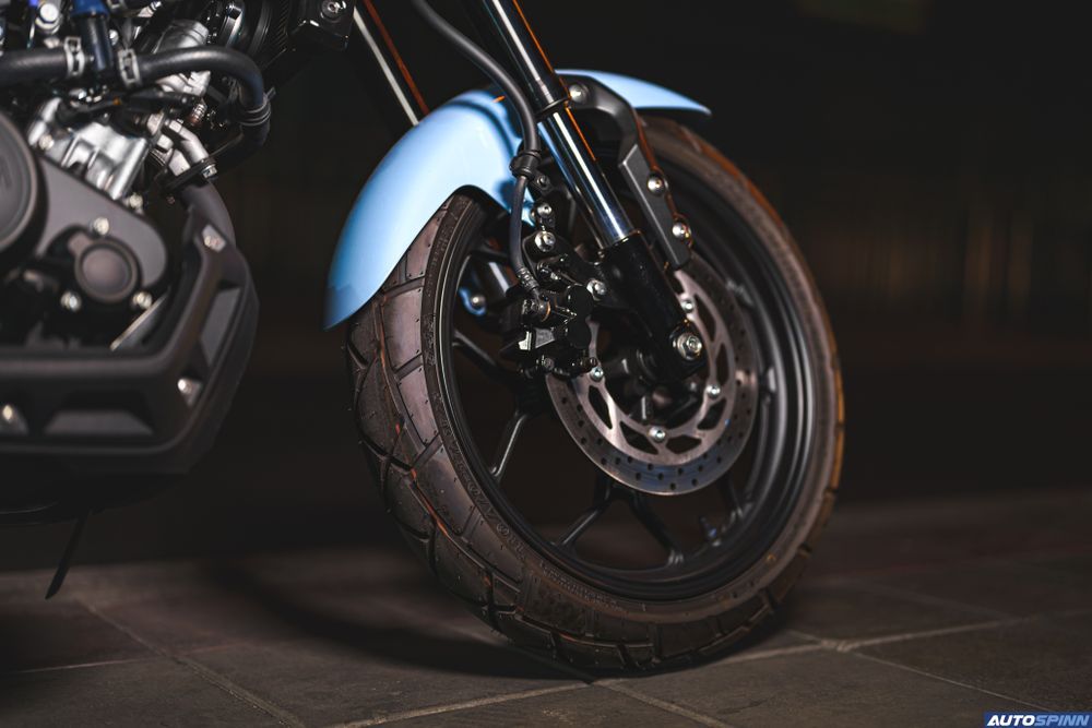 Yamaha XSR155 Front wheel