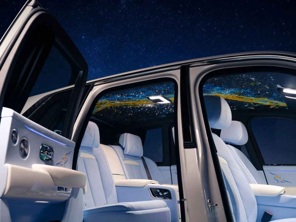 Rolls-Royce Cullinan Cosmos ภายในห้องโดยสาร