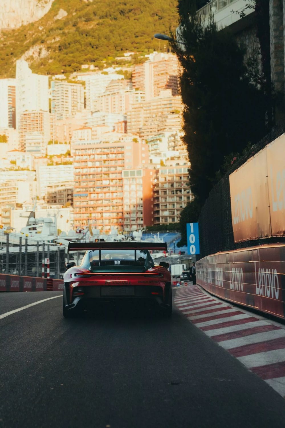 Dua Lipa X Porsche 911 GT3 RS (5)