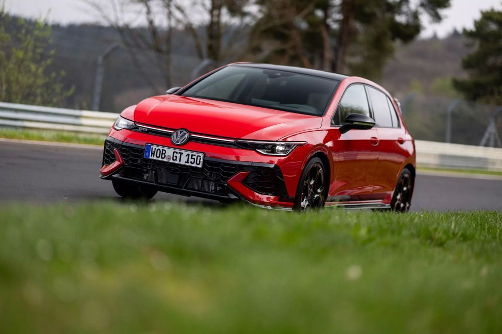 VW Golf GTI Edition 50