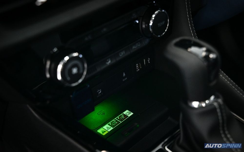 Toyota Yaris ATIV  HEV