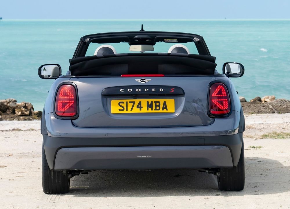 ภายนอก Mini Cooper S Convertible 2025 (2)