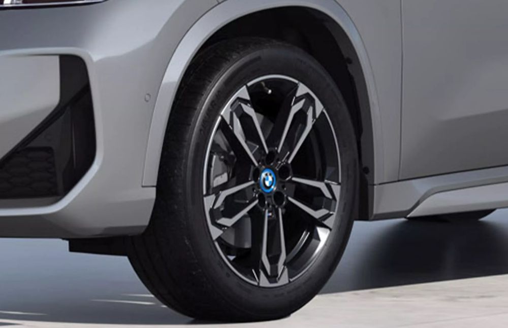BMW iX1 eDrive20L M Sport 2025 ล้อ