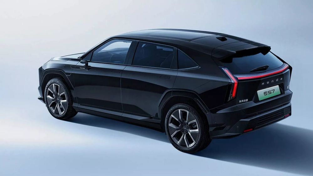 Honda S7 การออกแบบภายนอก ด้านหลัง