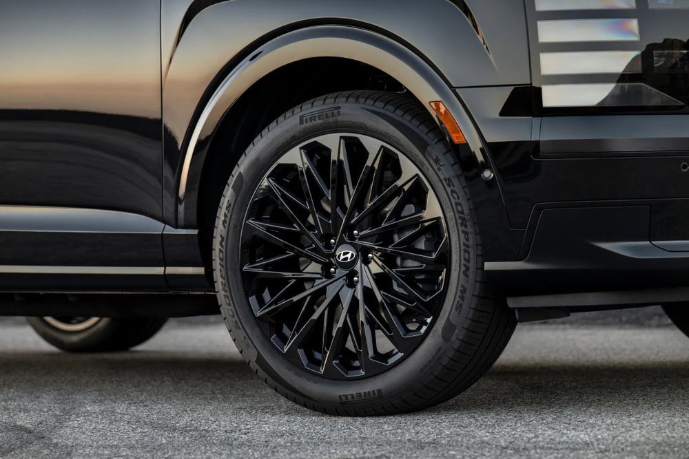 Hyundai Palisade Black Ink Edition ล้อแม็กสีดำเงา