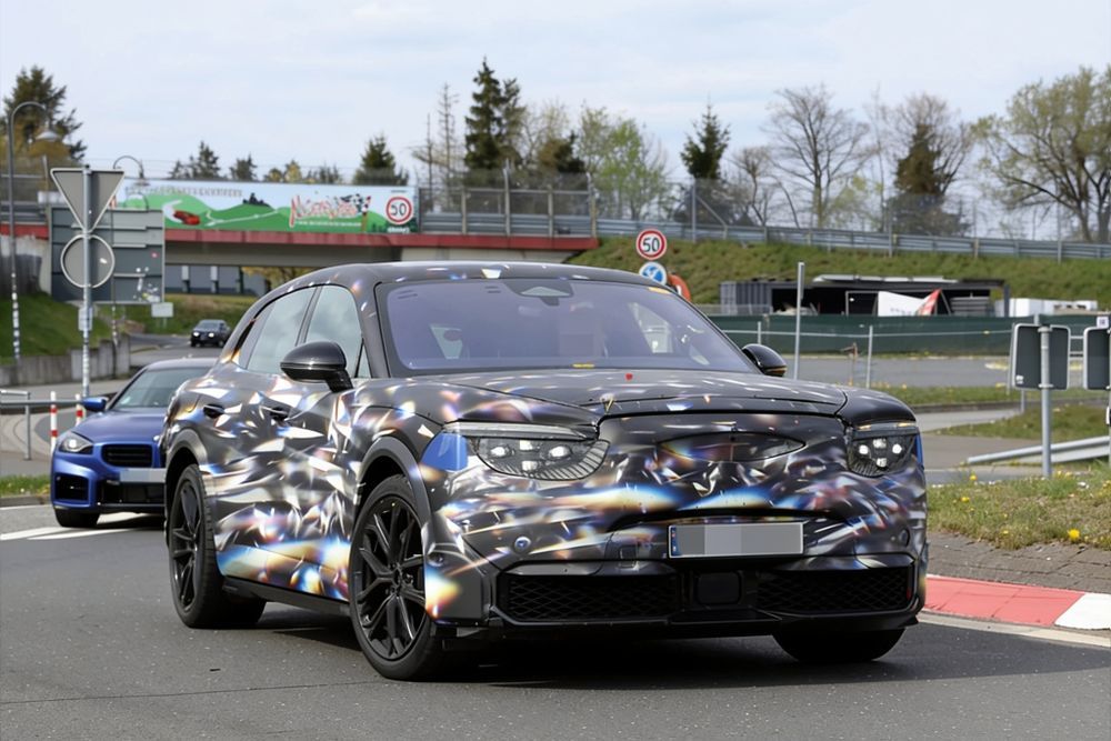 Bentley Torcal EV Spyshot (ด้านหน้า)
