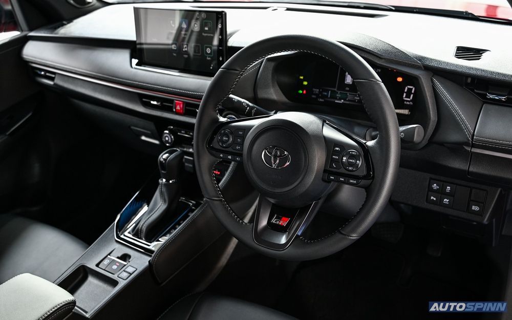Toyota Yaris ATIV  HEV