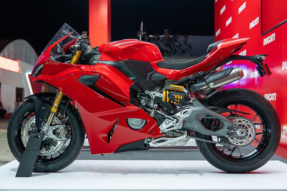 Ducati Panigale V2 2025