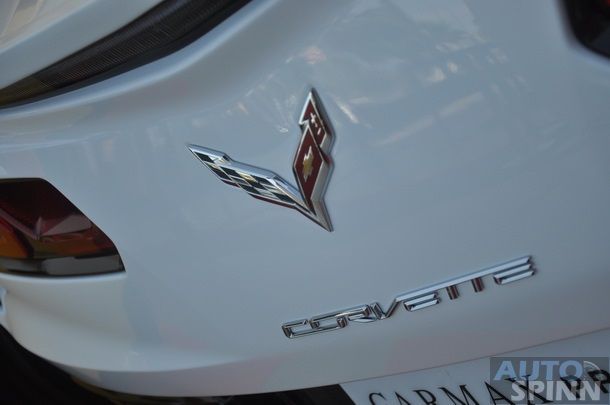 2014-Chevrolet-Corvette-Stringray-C7-1st-TH_30