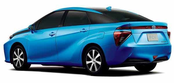 https://img.icarcdn.com/autospinn/body/2014-toyota-fcv-fuel-cell-sedan-exterior-and-price-revealed-3.jpg