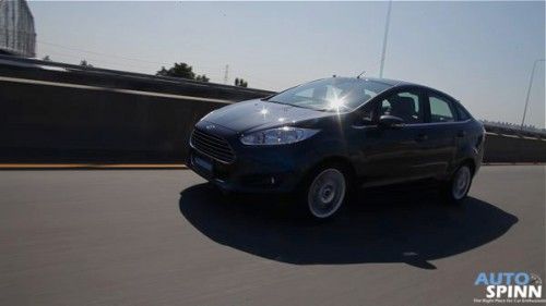 2014_Ford_Fiesta_EcoBoost_4D_21