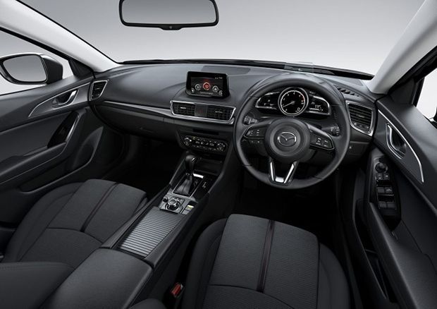 https://img.icarcdn.com/autospinn/body/2016-Mazda-3-facelift-Axela-91-850x601.jpg