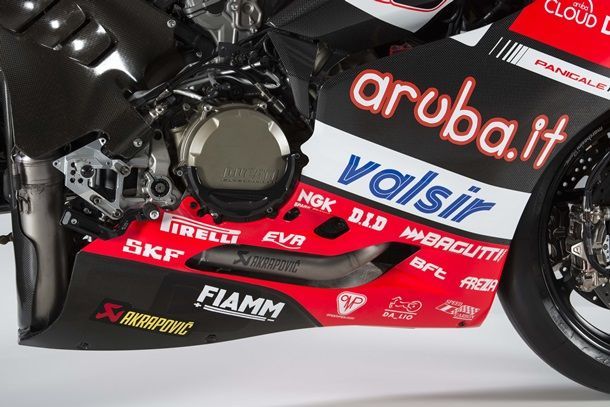 2017-Aruba-WorldSBK-Ducati-Corse-Panigale-R-Marco-Melandri-Chaz-Davies-01