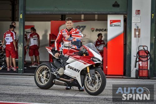 2017-Ducati-1299-Panigale-S-Anniversario-08