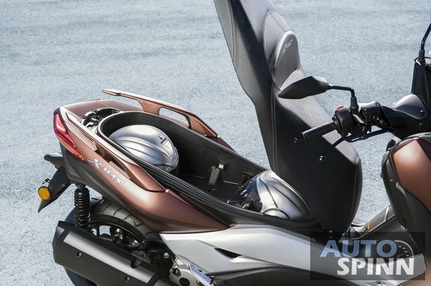2017 Yamaha X-Max 300 under-seat storage