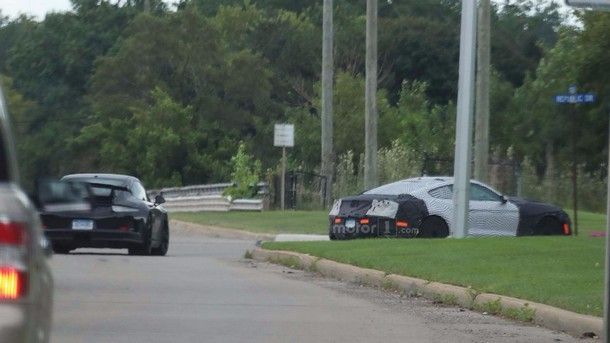 2019-mustang-shelby-gt350-spy-photo