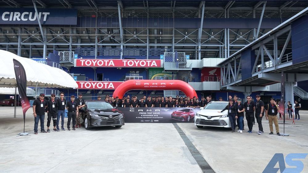 [Test Drive] all-new Toyota Camry ปรับใหม่หมด เครื่องยนต์ใหม่จัดจ้านพร้อมช่วงล่างที่คมยิ่งกว่าเดิม
