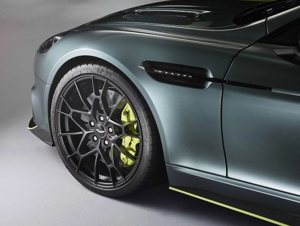 Aston Martin Rapide AMR พร้อมจำหน่ายแบบจำนวนจำกัด กับความแรงระดับ 603 แรงม้า