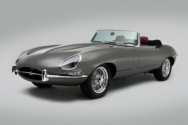 https://img.icarcdn.com/autospinn/body/Jaguar-E-Type-2.jpg